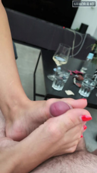 Lustiger footjob!