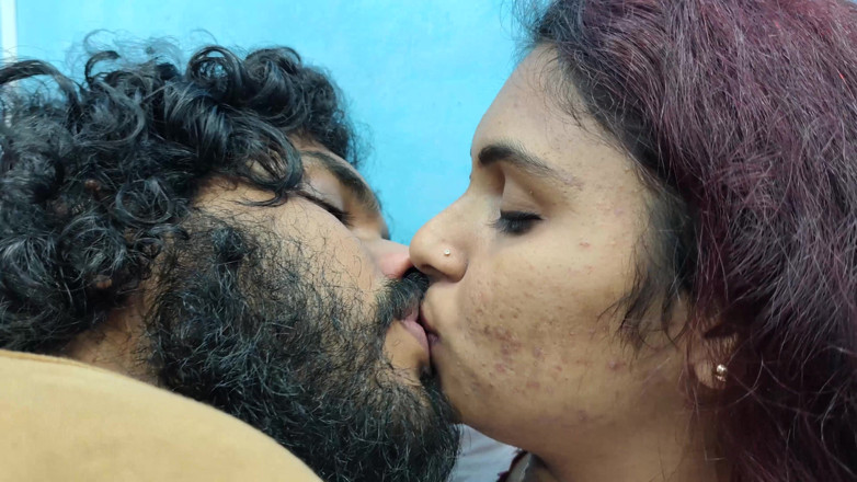 Vaigavarun45: T Shirt and Skirt Hot Romantic Lip Lock in Bedroom...