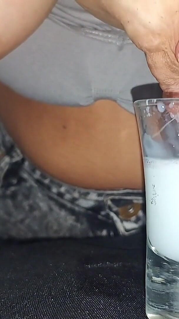 princess_andrea_: Ich melke meine Muttermilch