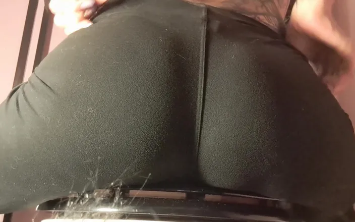 PandoraSG: Goth Toilet Farts in Black Leggings