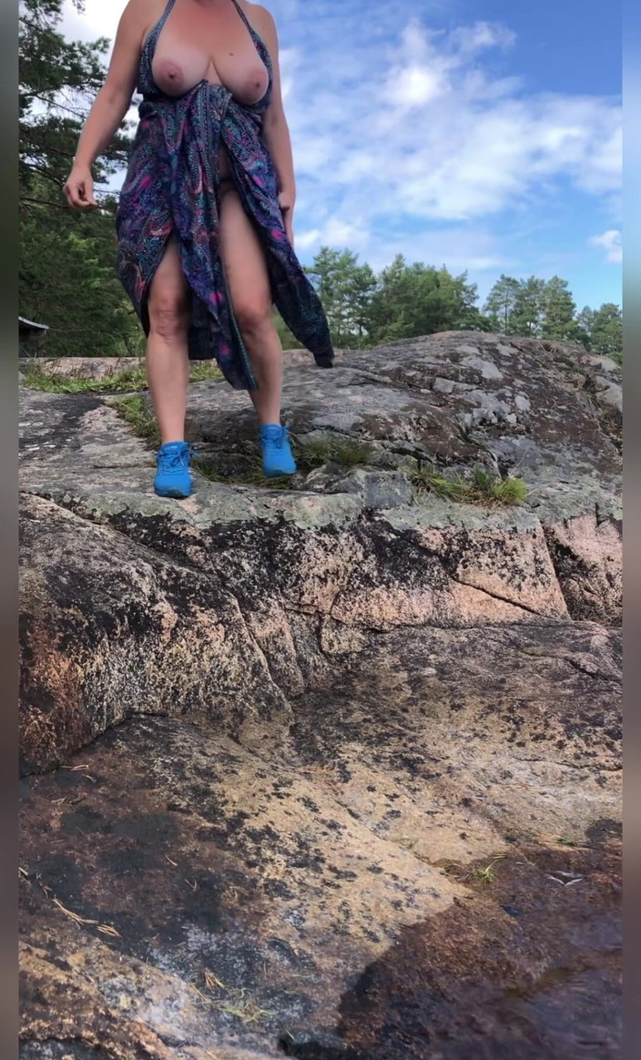 Hotwifekbh: Amateur eigengemaakte rijpe vrouw met grote tieten pist 5