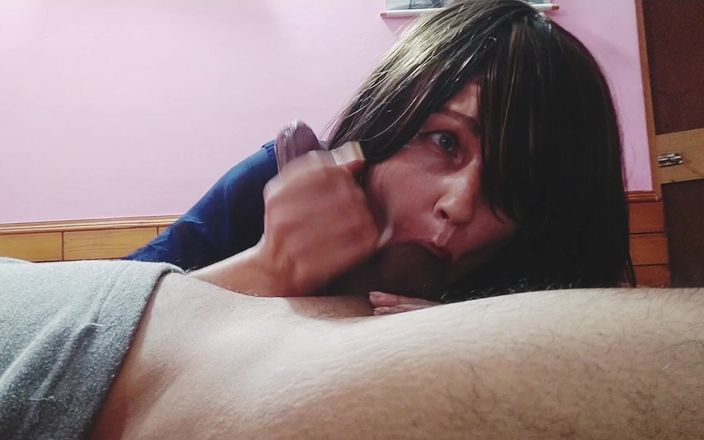 Bolly Karma: Děvka milf přijde živě nedostatek