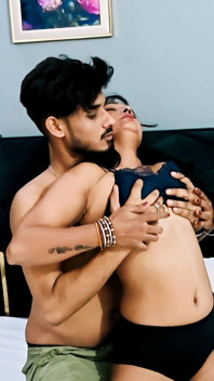 Desi Video Brother-in-law Had Sex with Sister-in-law in a Hotel