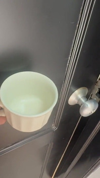 I Went to My Neighbor's Big Ass House for a Cup of Coffee and I Pay for It with Sex Without Condom