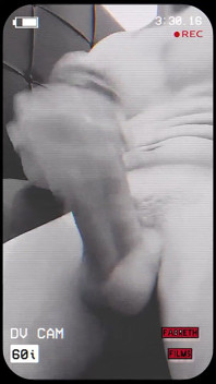 Můj nevlastní syn mi ukazuje svůj obrovský tlustý penis
