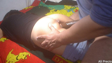 Ali Precio: Büyük zenci yarağı amcığımı büyük yarakla eğitiyor