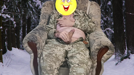 Vitaliy Solyanik: Selekce. Hudební klip. Honím si v lese a v koupelně.