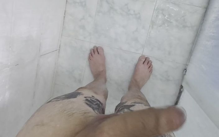 Lkdick8: Kamar mandi yang sangat panas