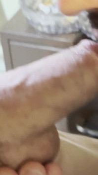 煙とチンポしゃぶりのフェラチオ