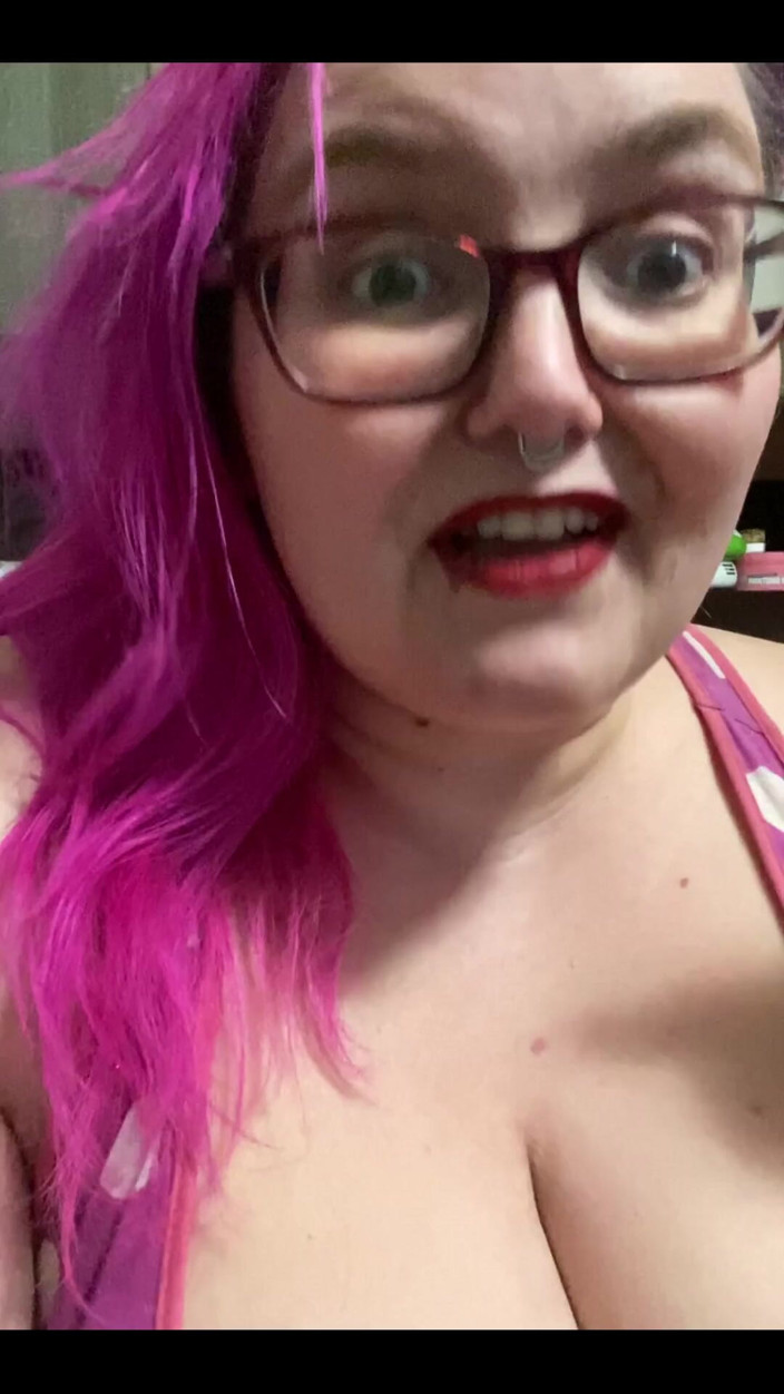 Sara Star: Storytime - Awkward Neighbor Run-in
