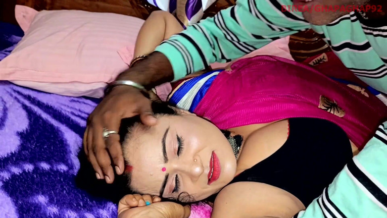 BIREA: When Bihari Bhabhi Alone at Home Debor Came and Fucked...