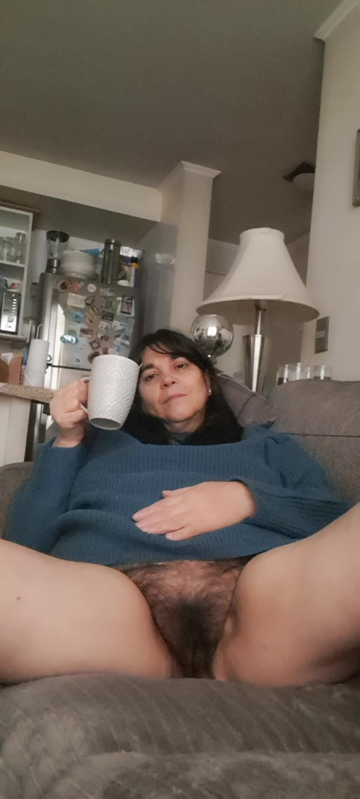 Mommy big hairy pussy: 妻子和她的相机 d3 诱惑他想要做爱