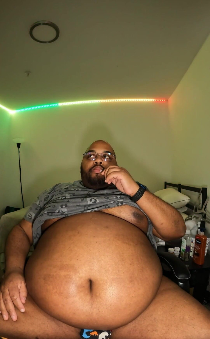 Blkhole420: Fyllning av magen och uppsvälld på läsk och halv och...