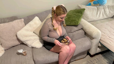 JessieHH: Awek tamak seksi tersangkut untuk dikongkek dari pintu