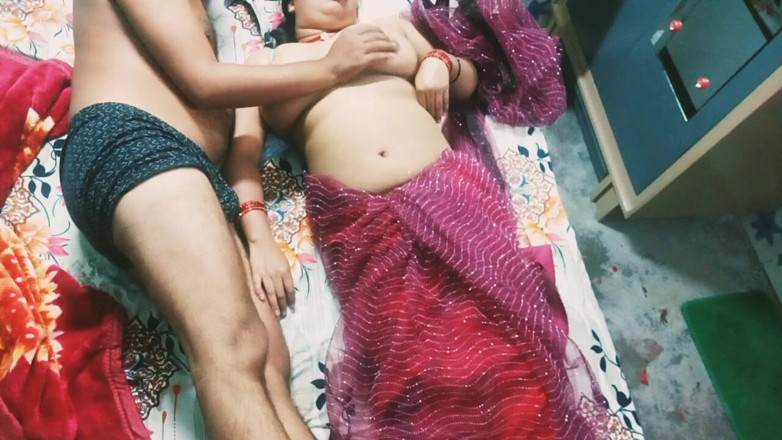 Manjushukla: Beautiful Indian Bhabhi in Red Colour Saree.