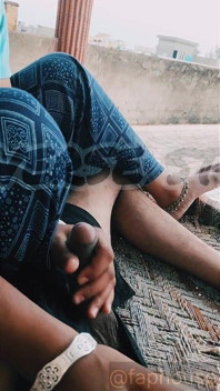 Labă sălbatică a indiencei Desi Bhabhi cu mâini fierbinți și țâțe complet expuse, veți pierde controlul de îndată ce le veți vedea!