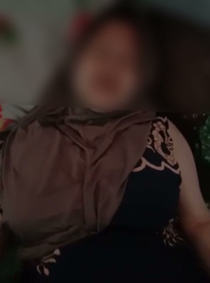 Famly sex: El suspiro de una chica del pueblo en hijab es...