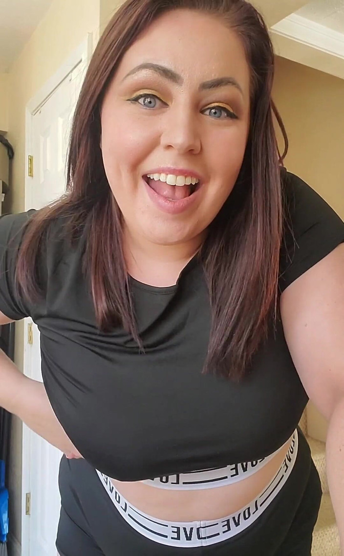 KinkyKatie: Selamat hari thanksgiving sayang! Maka bersyukurlah kamu!