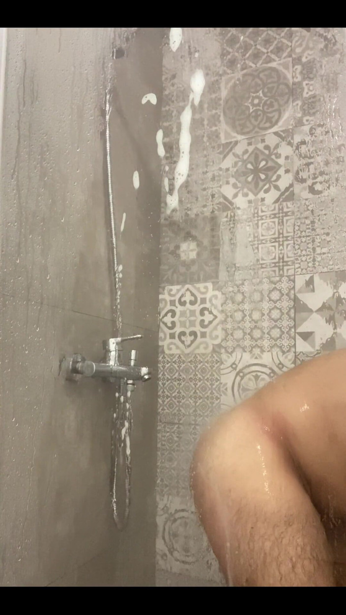 Sensualmassage: Potrzebuję dobrego prysznica