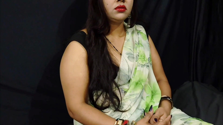 Sexykajalbhabhi: Indische stiefmoeder en stiefzoon