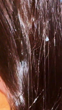 Ce remède naturel fortifiera vos cheveux ! Éjaculation sur les cheveux, brosser du sperme dans les cheveux