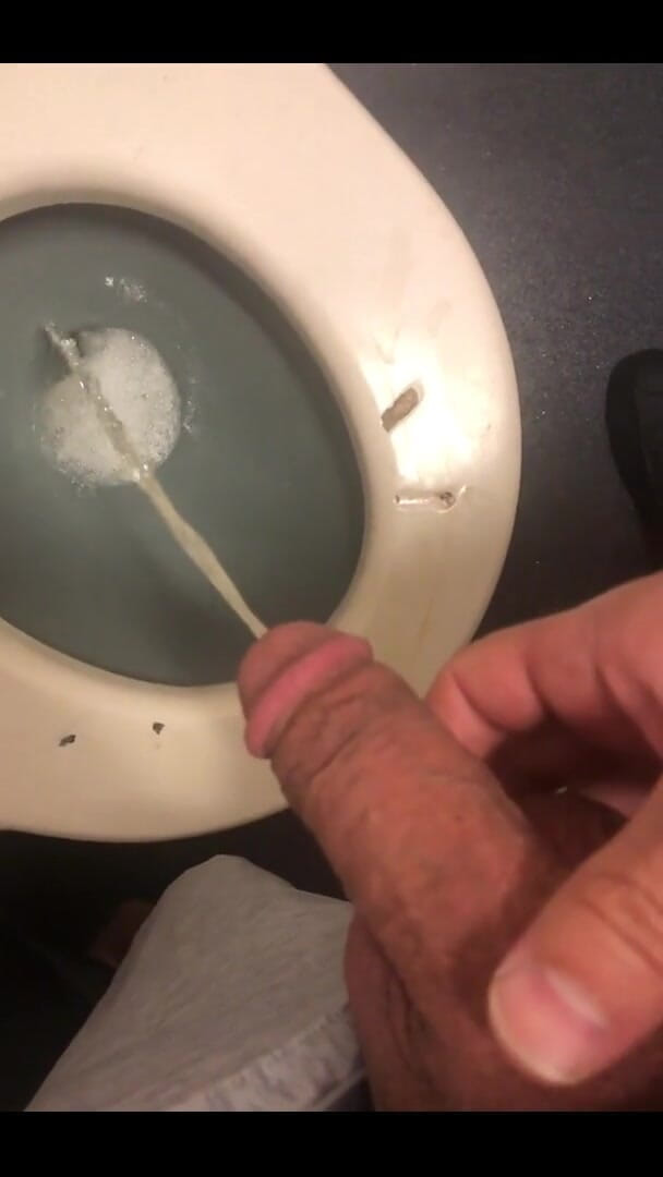 Reese Rideout: Ein Piss-video