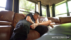 Waitress POV: Kellnerin POV - Vina Sky