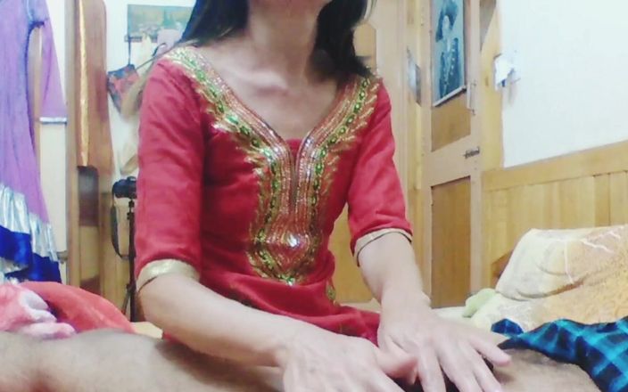 Bolly Karma: Vợ đẹp tay trên con cu