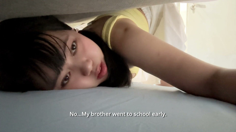 Mya Mya: Stuck Girl Porn