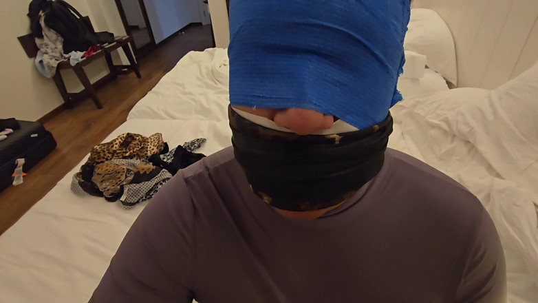 Slutty Ms B: Ehemann kommt auf ihr kleid