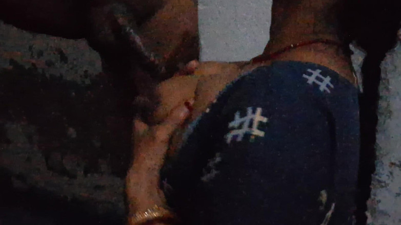 Busty Banuu: Blowjob pasangan India
