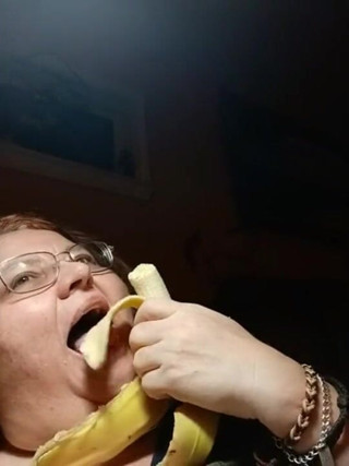 BBW nurse Vicki adventures with friends: 나는 아이스크림, 바나나와 아이스 캔들 Yum을 사랑 해요