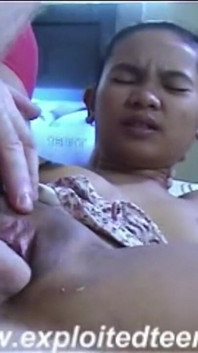Özel Filipinli amatör Jenny göt dilliyor, masada sikişiyor, piston eylemi., ağzına boşalma. Fantastic Teen Amateur