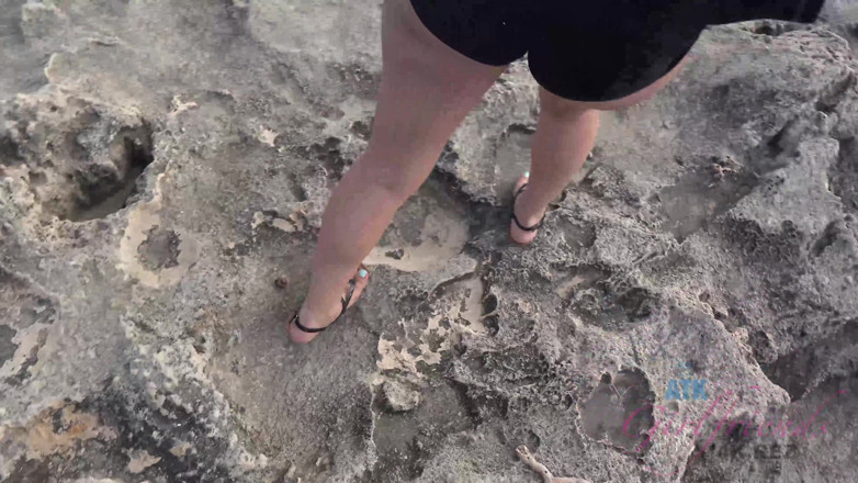 ATK Fans (Girlfriends): Virtueller Urlaub Oahu mit Sophia Leone 1/2