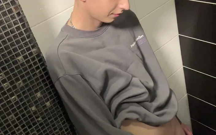 Morflot24: Handsome Guy Asta Boy Jerks off and Cums in a...
