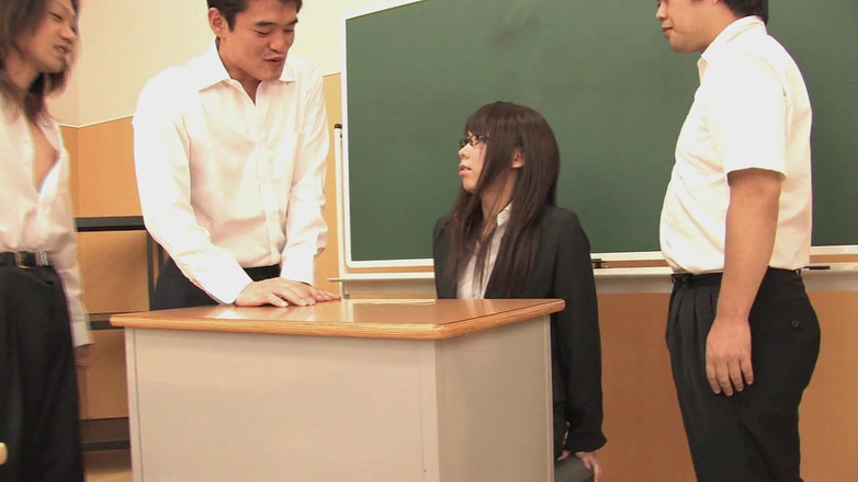 JapaneseHub: Japanese Uni Orgy - Student Gets Fucked by Many Students Gangbang...