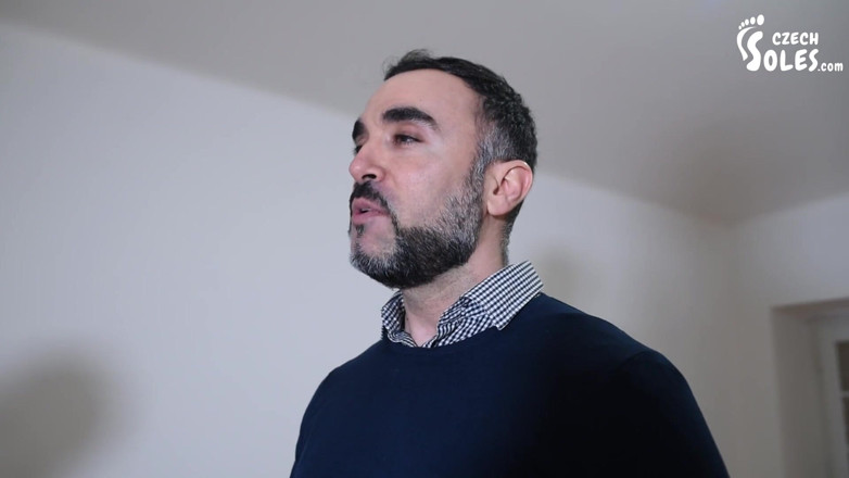 Czech Soles - foot fetish content: Złapany podczas oszukiwania stóp ze swoim agentem nieruchomości