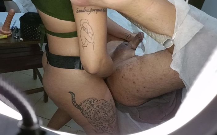 Gabi SweetCouplesStories: Der patient macht eine prostata-untersuchung, aber am ende steckt ein...