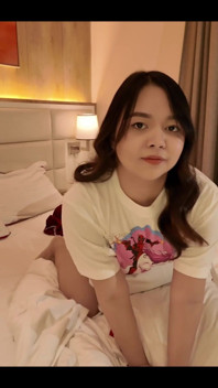 Bagaimana awak sukakan posisi saya di sini? Bolehkah saya duduk di muka awak seperti ini?