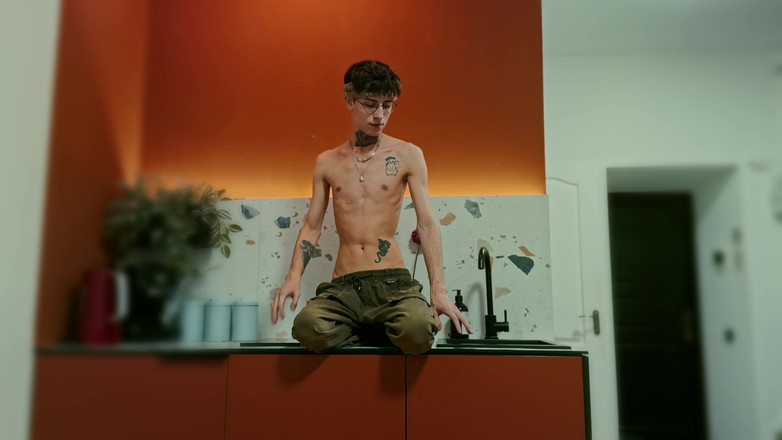 HotDogs studio: Twink Hat Spaß in Der Studioküche