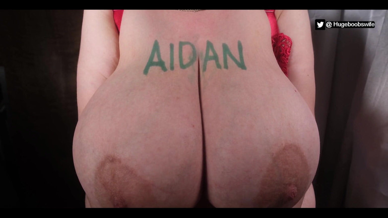 hugeboobswife: 내 젖탱이에 네 이름을 적어