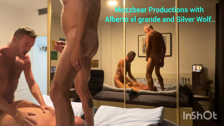 Mozzbear: Heißer dreier mit 2 stiefvätern