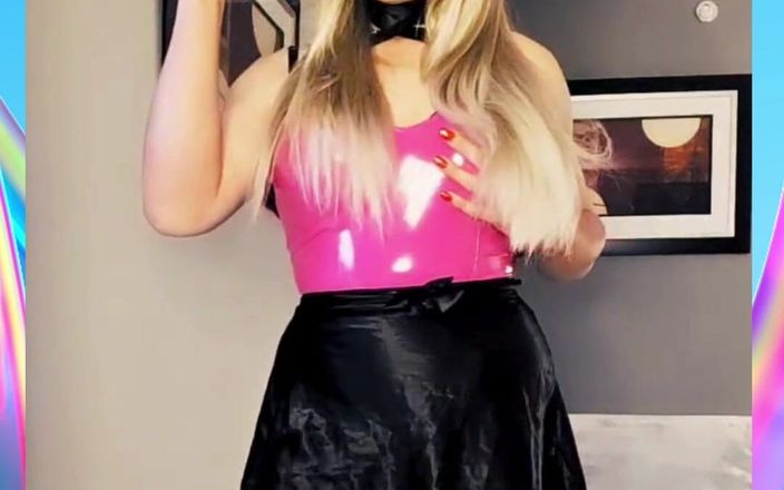 Darkfetish2k: Sexy latexové holky kouří fetiš
