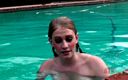 ATKIngdom: おしゃべりしながら全裸でプールに飛び込むアリー