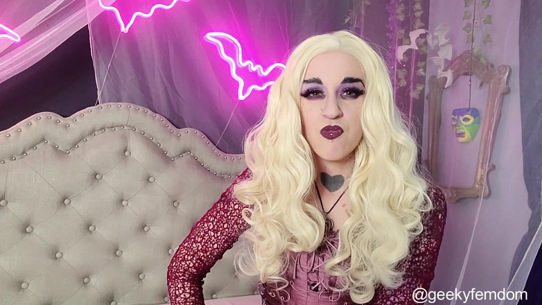 Geeky Femdom: Hocus Pocus - bouffage de chatte avec une sorcière