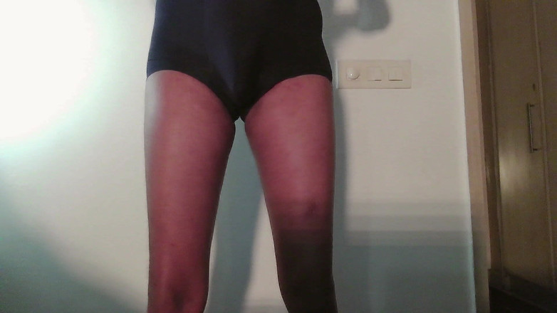 scrabberavi: Seluar dalam seksi Cuba