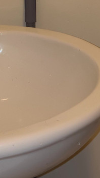 Peeing for Those That Like to Watch