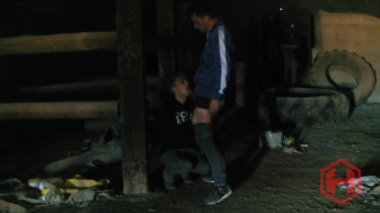 Amadeus studio: În aer liber și pula mea tare