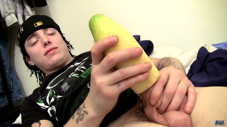 Straight naked thugs: Oh labuku yang kelihatan seru!