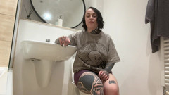 Miss Valentina: Jag behöver ett piss